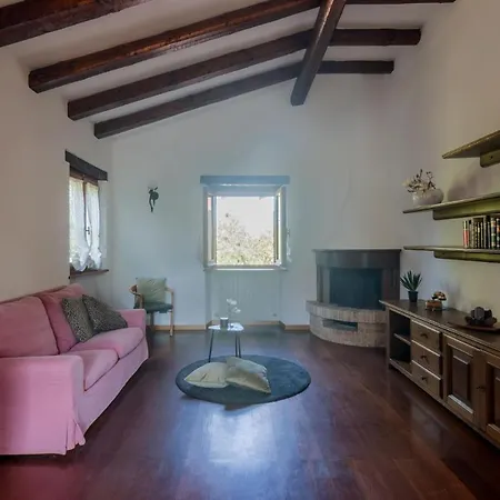 Lucia Villa Castelfidardo